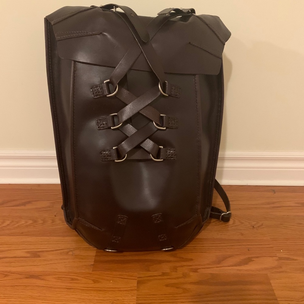 LEATHER BACKPACK